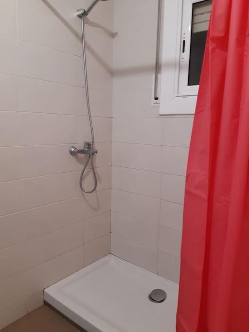 إل برات ذي يوبريغات Exclusive House Close To Airport المظهر الخارجي الصورة