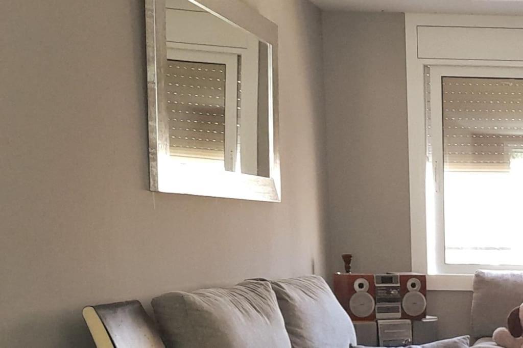 إل برات ذي يوبريغات Exclusive House Close To Airport المظهر الخارجي الصورة